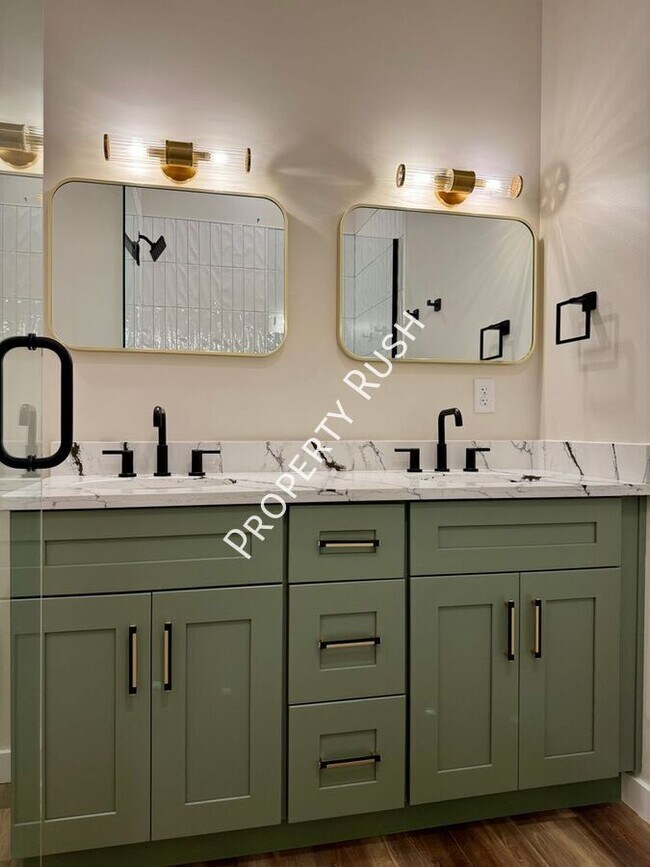 Building Photo - 1865 Zeta Way