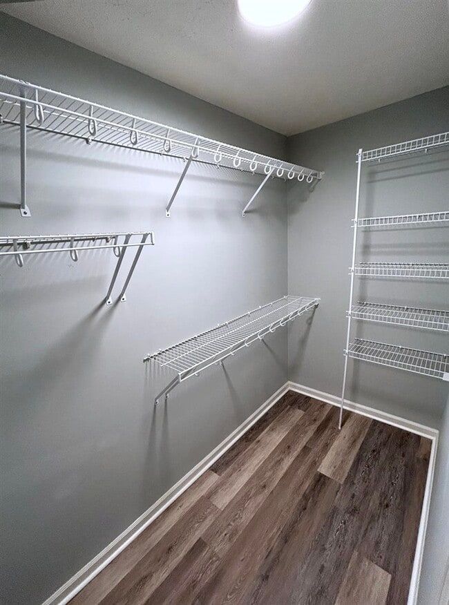 Building Photo - 13 Chaney Way