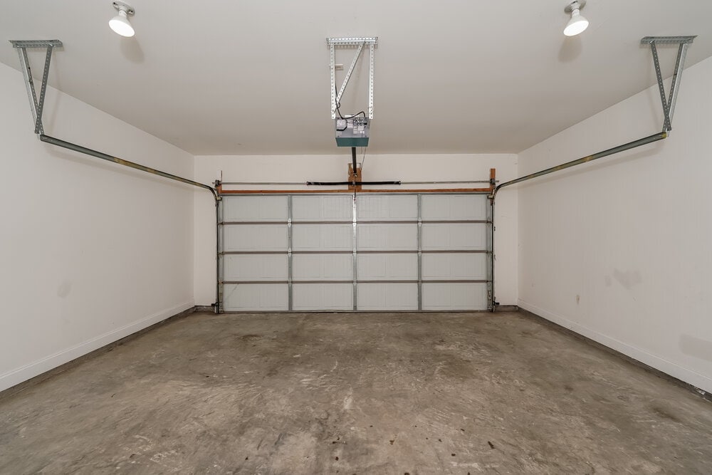 Building Photo - 1140 Overlook Dr