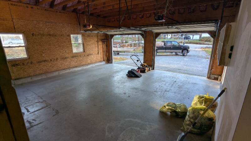 Building Photo - 161 Albion Rd