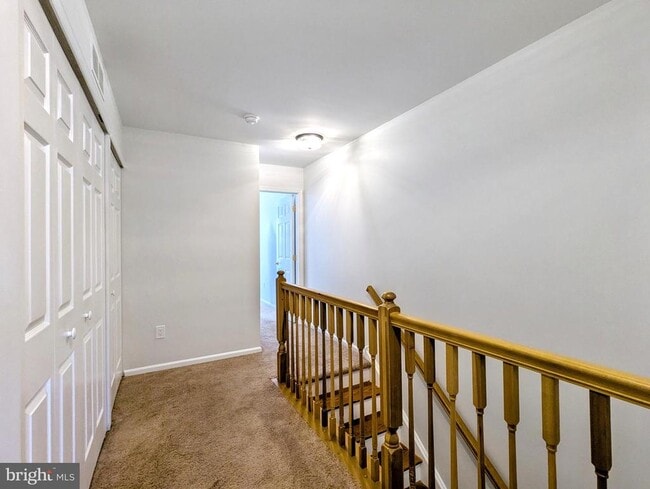 Building Photo - 54 Piccadilly Cir