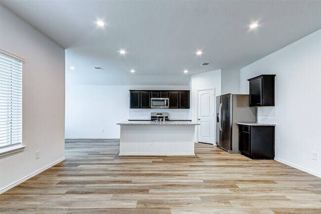 Building Photo - 15056 Ashton Mdws Dr