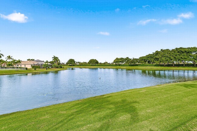 Building Photo - 12403 Cascades Pointe Dr