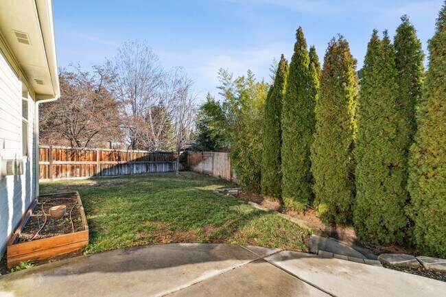 Building Photo - 1661 W Puzzle Crk Ct