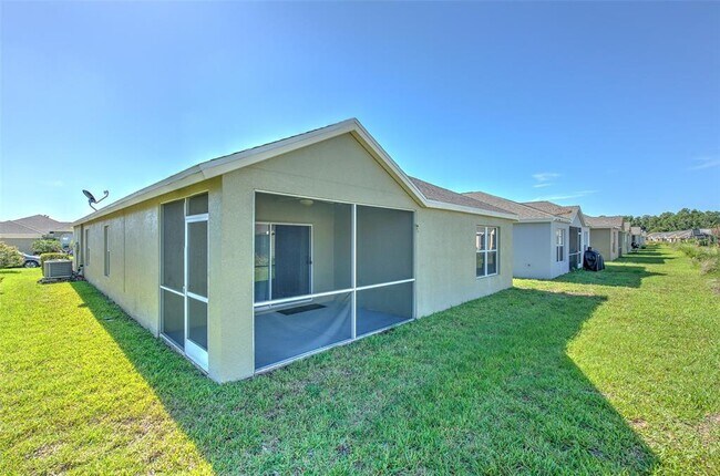 Building Photo - 5046 Gato Del Sol Cir
