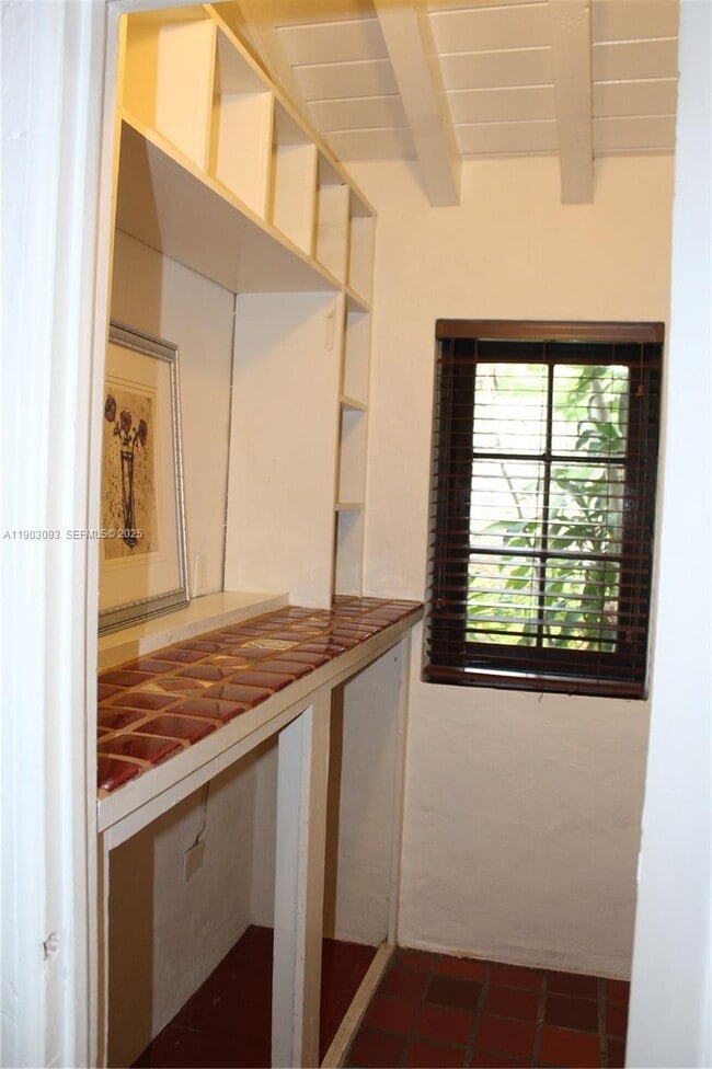 Building Photo - 1301 Milan Ave