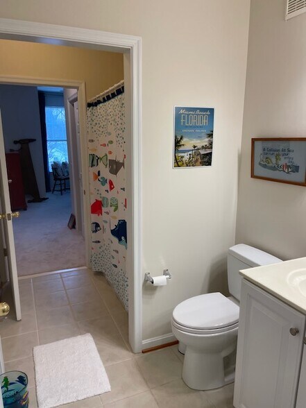 Building Photo - 700 Cattail Cv