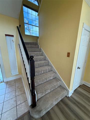 Building Photo - 1704 Bent Brook Dr