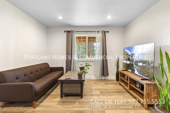 Building Photo - 16075 SE Winterborne Ct