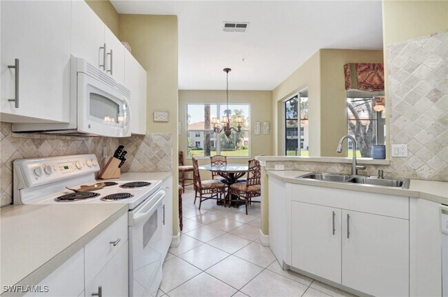 Building Photo - 784 Carrick Bend Cir