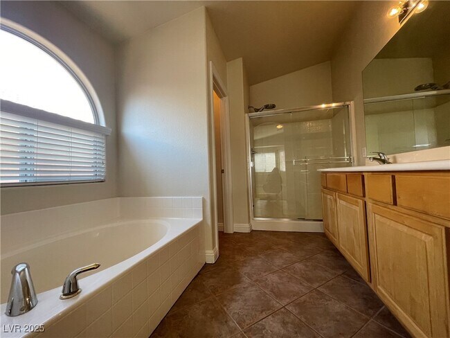 Building Photo - 6224 Dara St