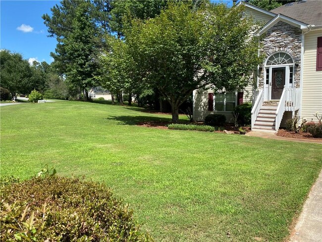 Building Photo - 4170 Longmont Dr