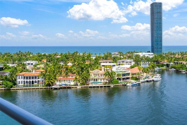 Building Photo - 19707 Turnberry Way