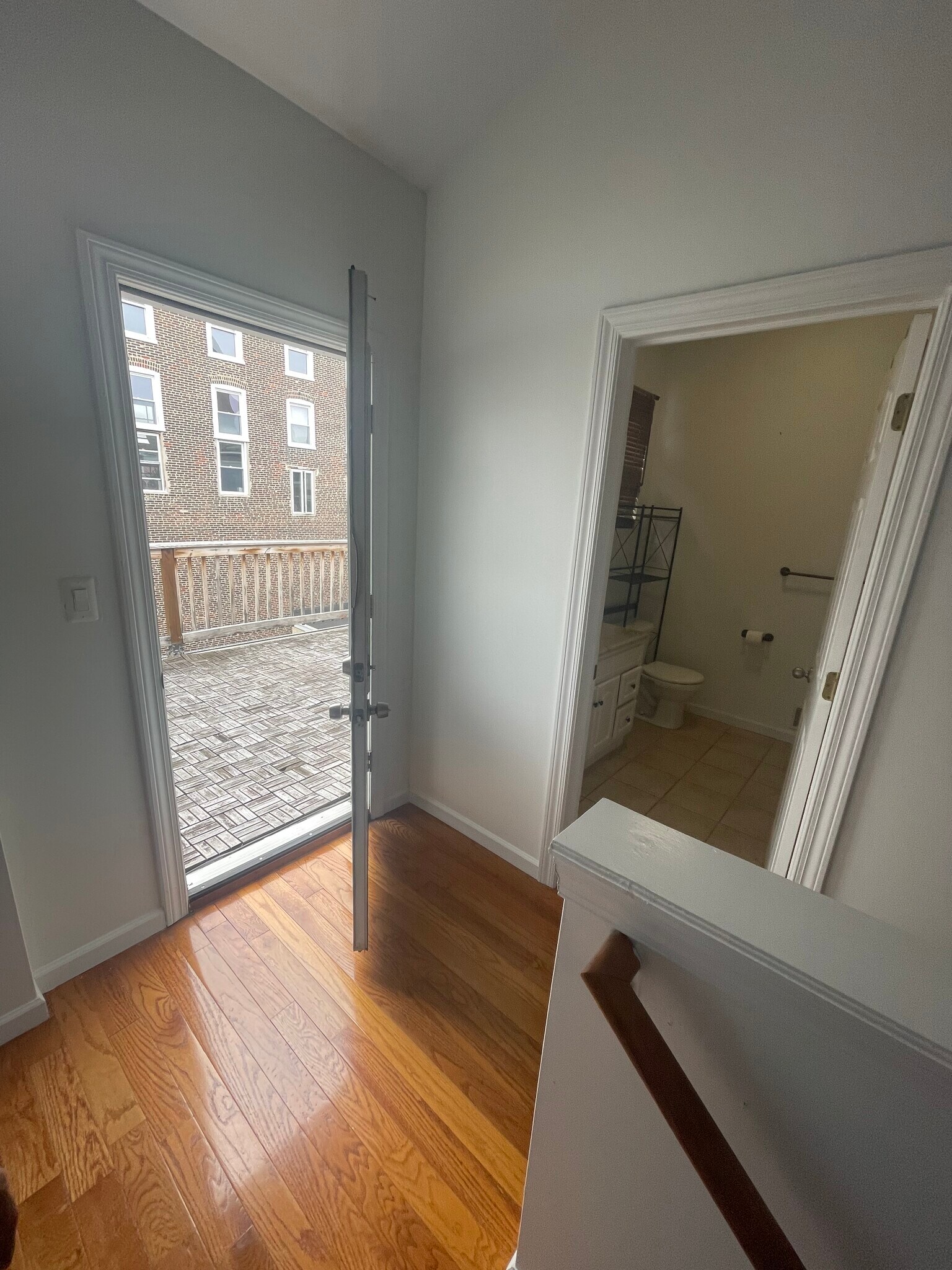 3rd floor hall - 1507 N Hancock St