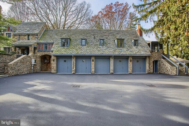 Building Photo - 405 N Tulpehocken Rd