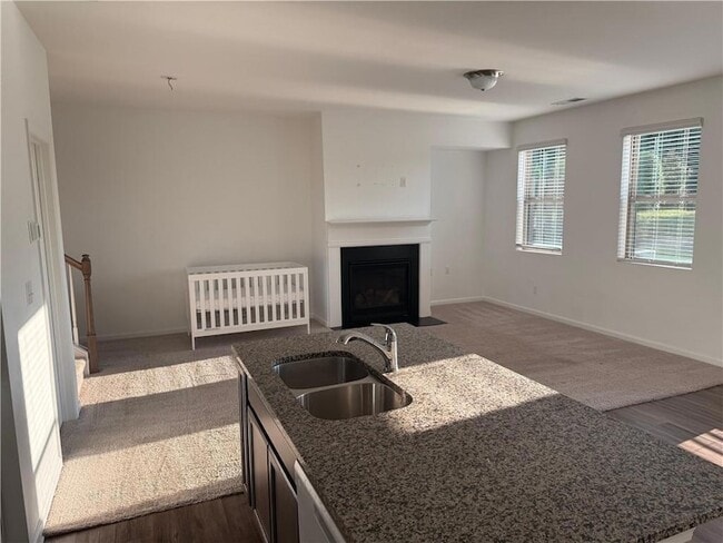 Building Photo - 5620 Flint Ln