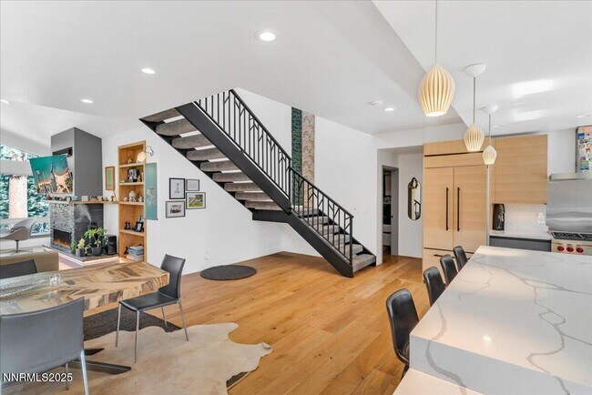 Building Photo - 1262 Hidden Woods Dr