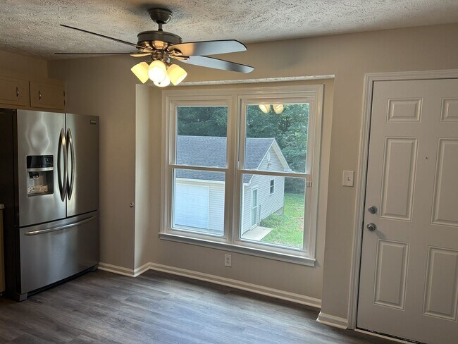 Building Photo - 3721 Lavender Ct