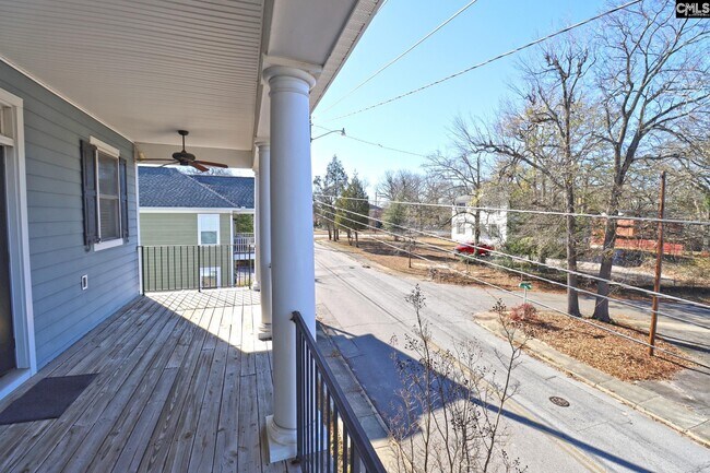 Building Photo - 1008 Woodrow St