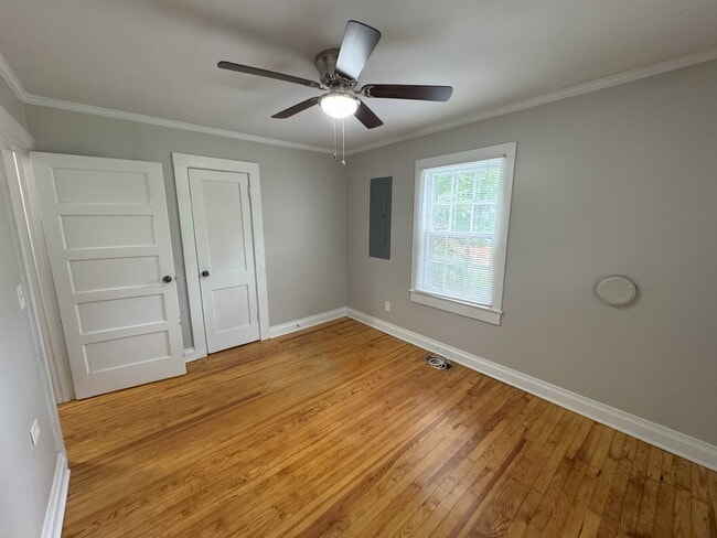 Building Photo - 109 Hillcrest Dr