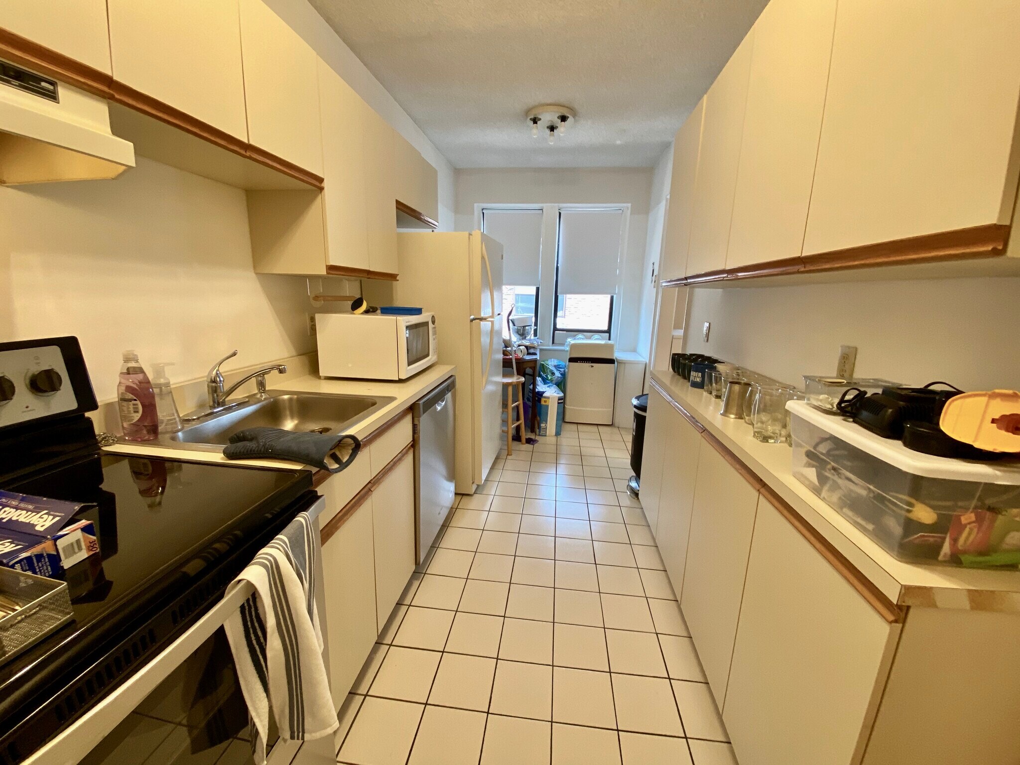 Building Photo - 137 Englewood Ave