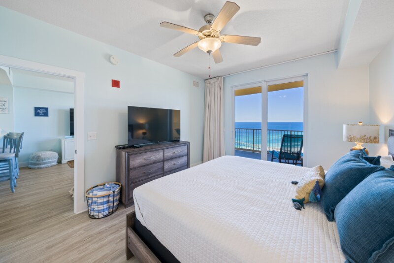 Building Photo - 15928 Front Beach Rd