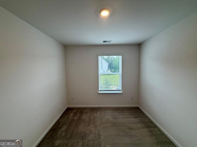 Building Photo - 257 Kenoot Dr
