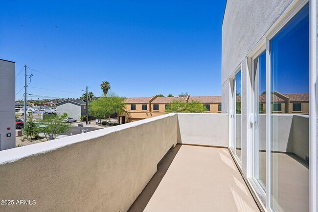 Building Photo - 2131 JENNIFER LYNN Way