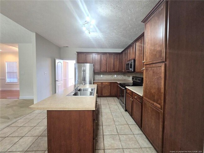 Building Photo - 3941 Birkhoff Ln