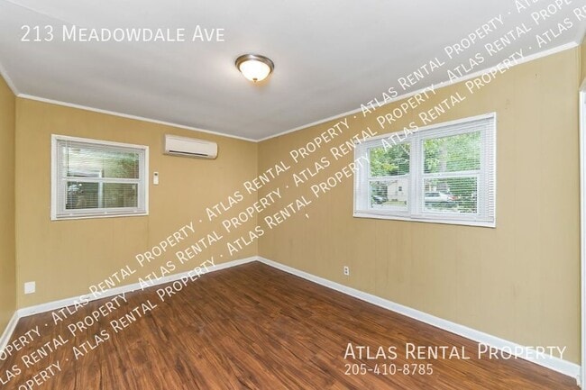 Building Photo - 213 Meadowdale Ave