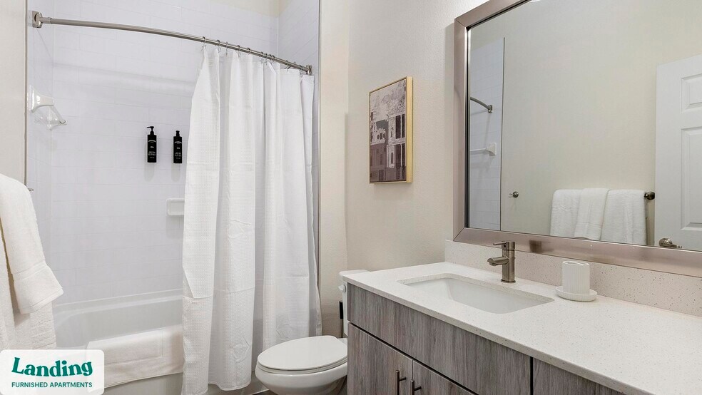 Building Photo - 401 Hemphill St