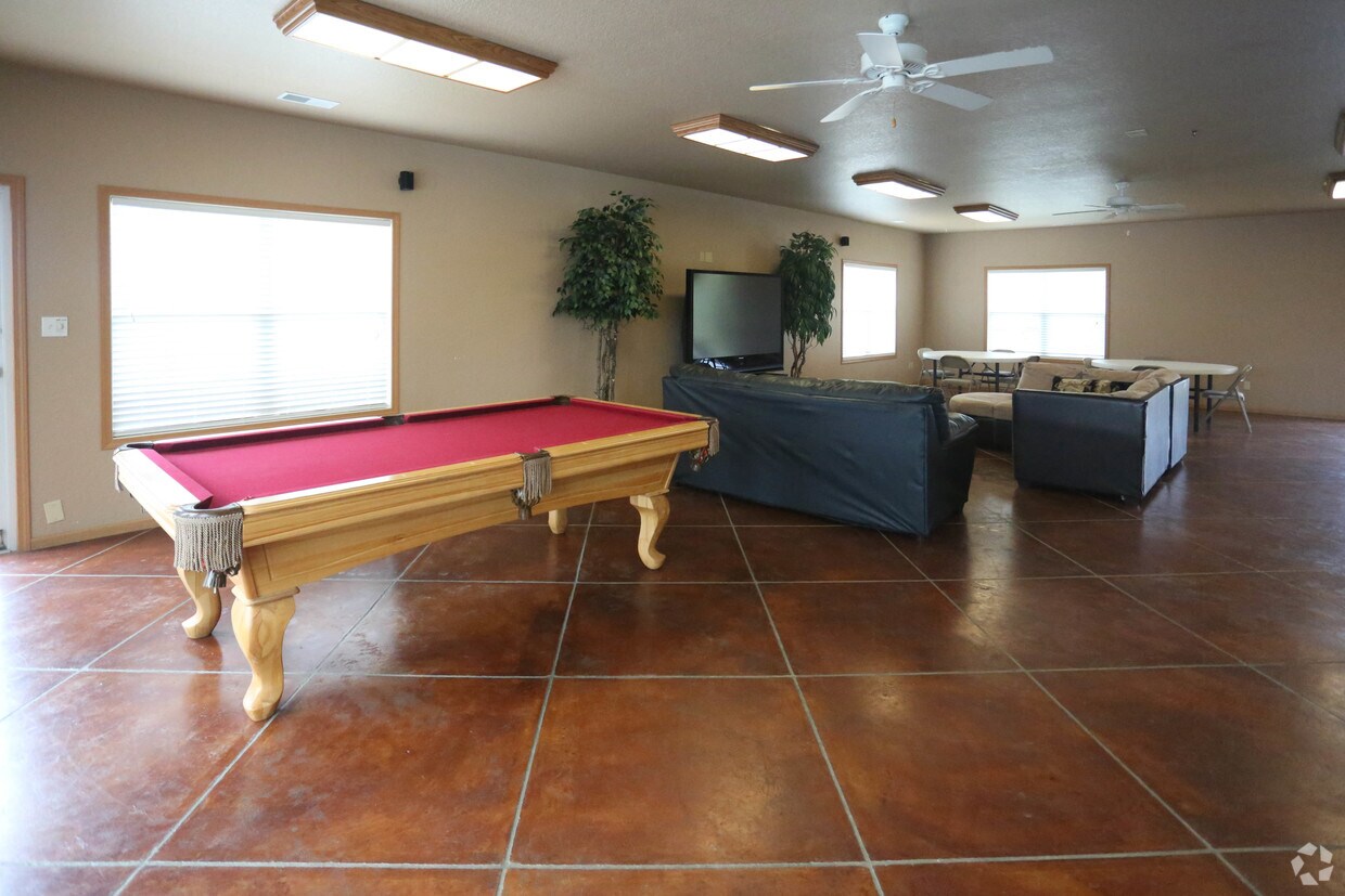 Spring! Into Downtown - It's All Downtown | It's All Downtown, image size:1240x827