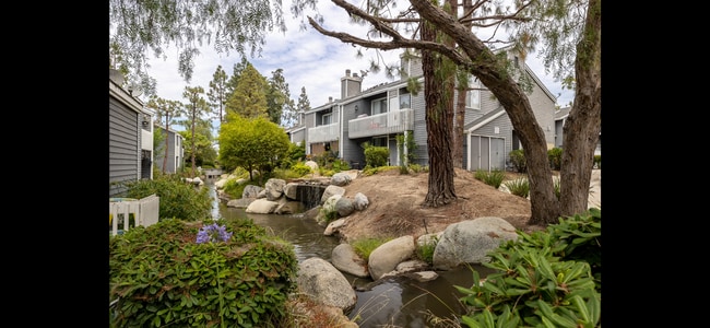 Building Photo - 25335 Pine Creek Ln