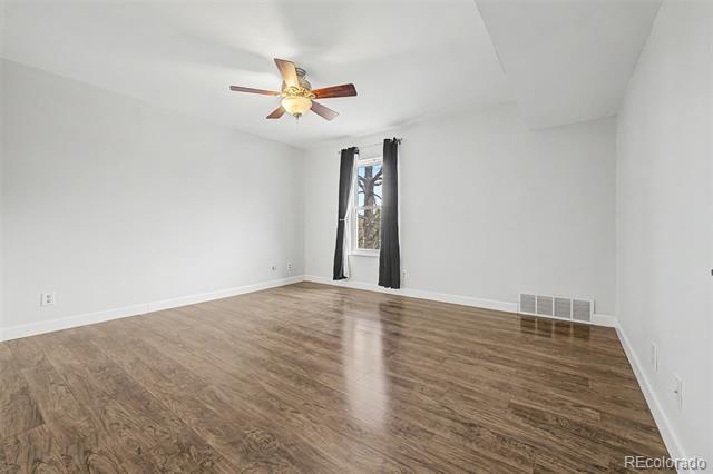 Building Photo - 7665 E Eastman Ave