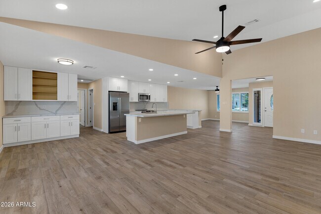 Building Photo - 18408 N 46th Dr
