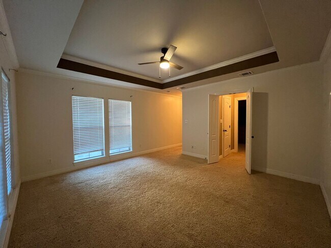 Building Photo - Gated Community close to Barksdale Air For...
