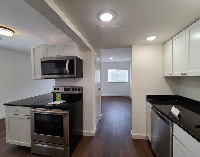 Interior Photo - 211 Springfield by Royse + Brinkmeyer