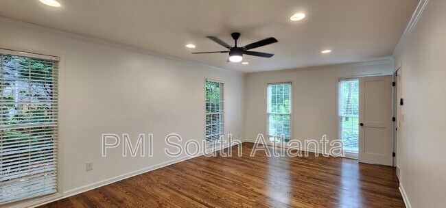 Building Photo - 40 Pheasant Dr SE