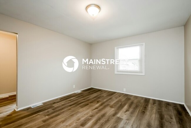 Building Photo - 1575 Loveland Dr