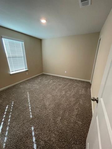 Building Photo - 2306 Dahlia Way