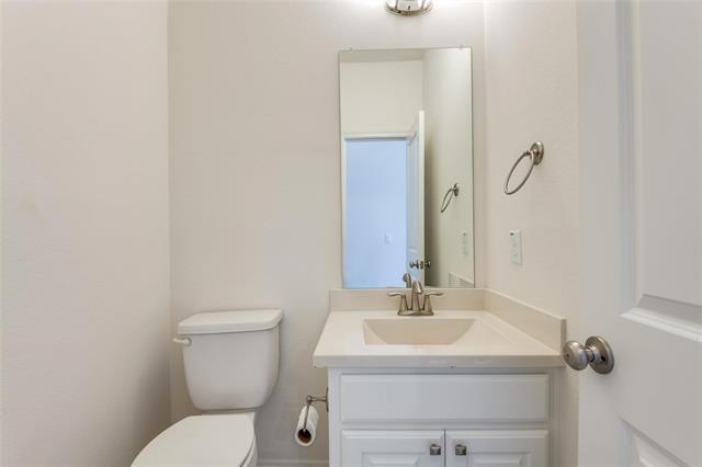 Building Photo - 8127 Shackelford Dr