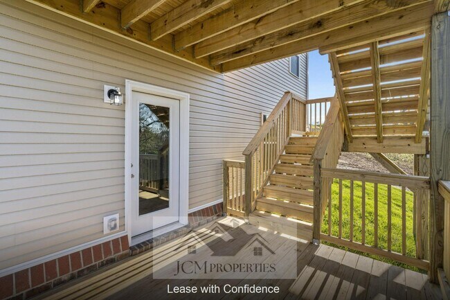 Building Photo - 929 Camden Ct