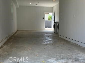 Building Photo - 1143 Irolo St