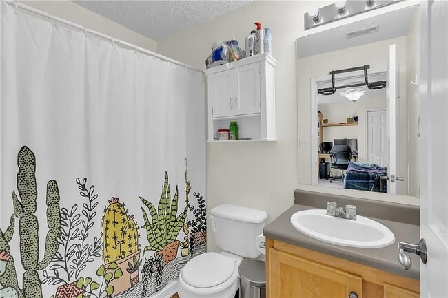 Building Photo - 1431 Harts Ridge Dr