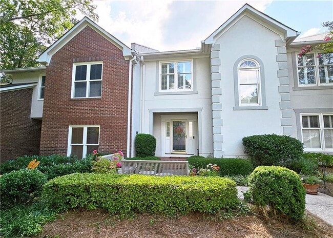 Building Photo - 5652 River Oaks Pl NW