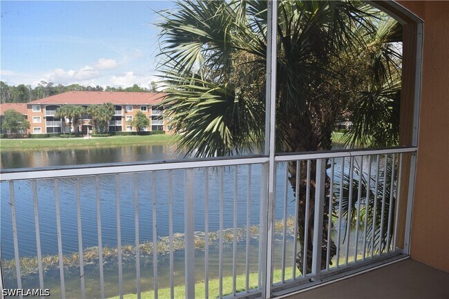 Building Photo - 1830 Florida Club Cir