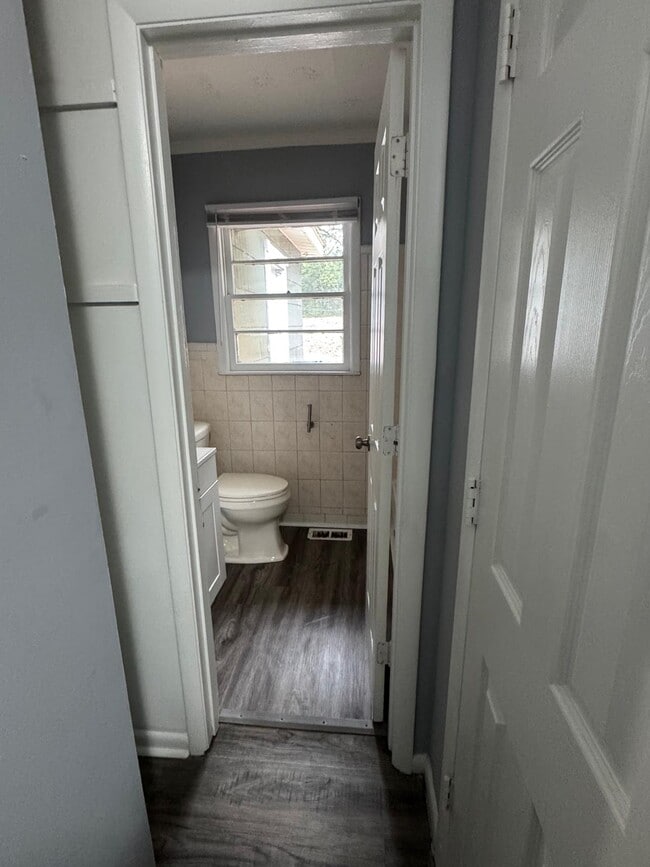 Building Photo - 1016 Augusta Dr