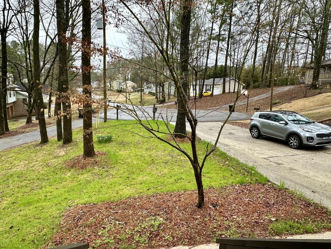 Building Photo - 2413 Pentland Dr