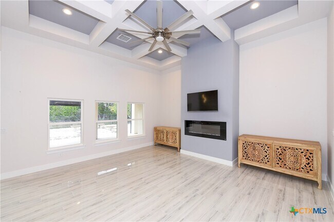 Building Photo - 114 High Point Cir