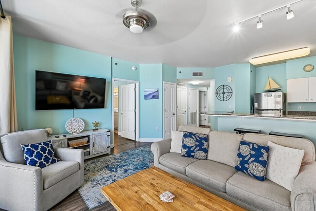 Building Photo - 9900 S Thomas Dr